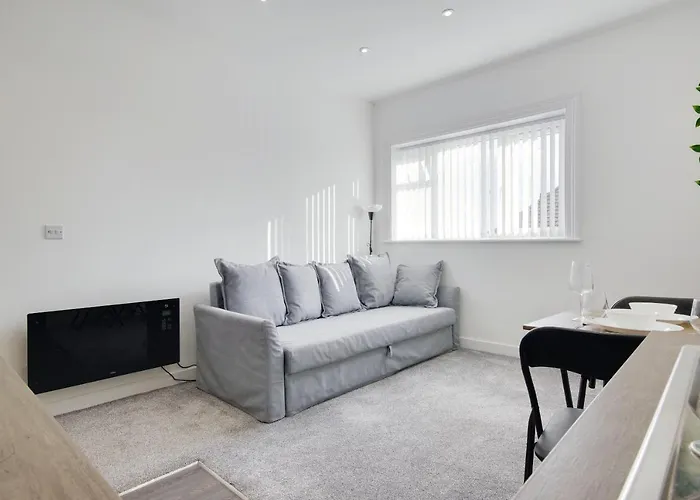 279 Ashley Road