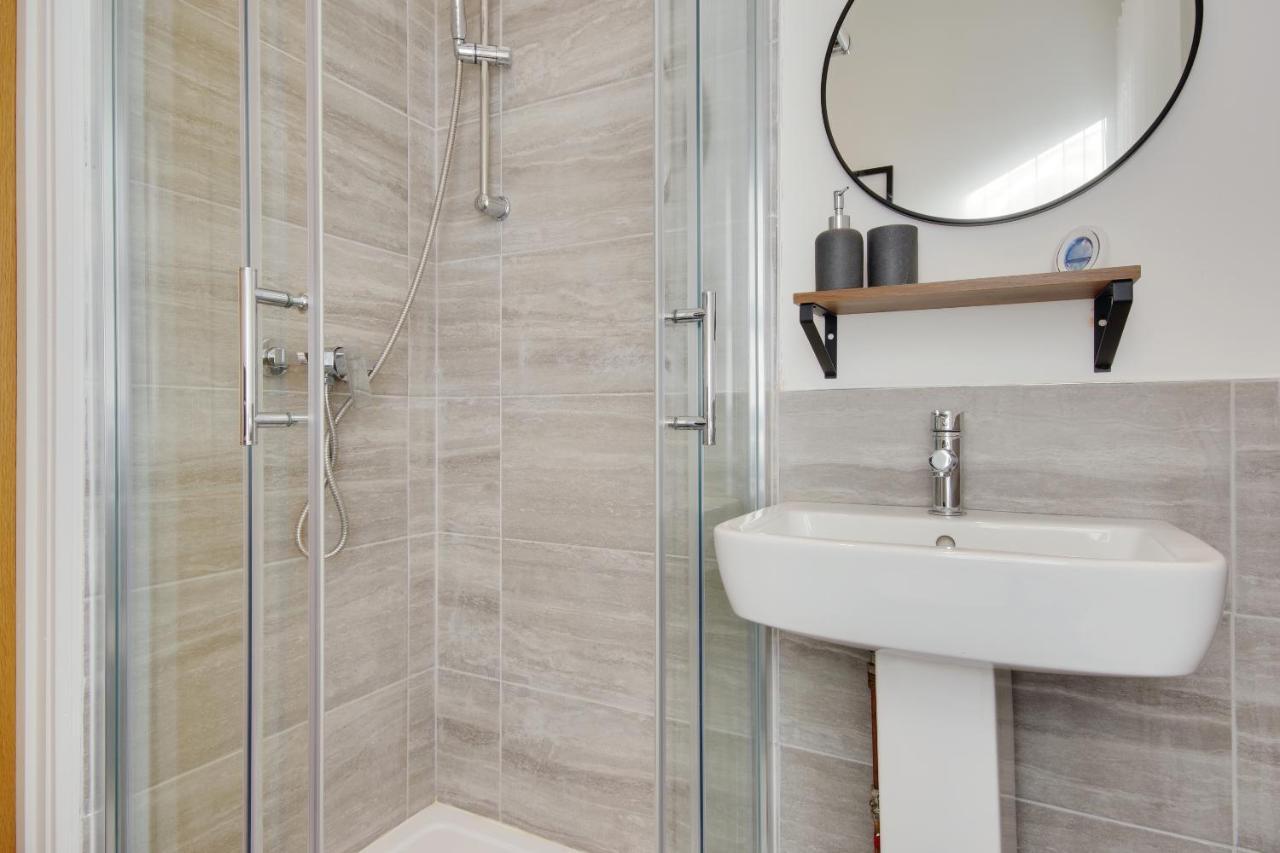 Apartment 279 Ashley Road *